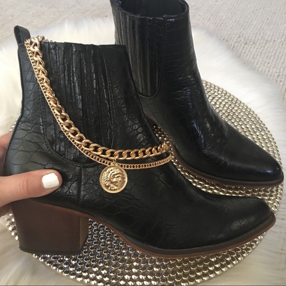 Faux Leather Croc Ankle Booties - Picture 4 of 7